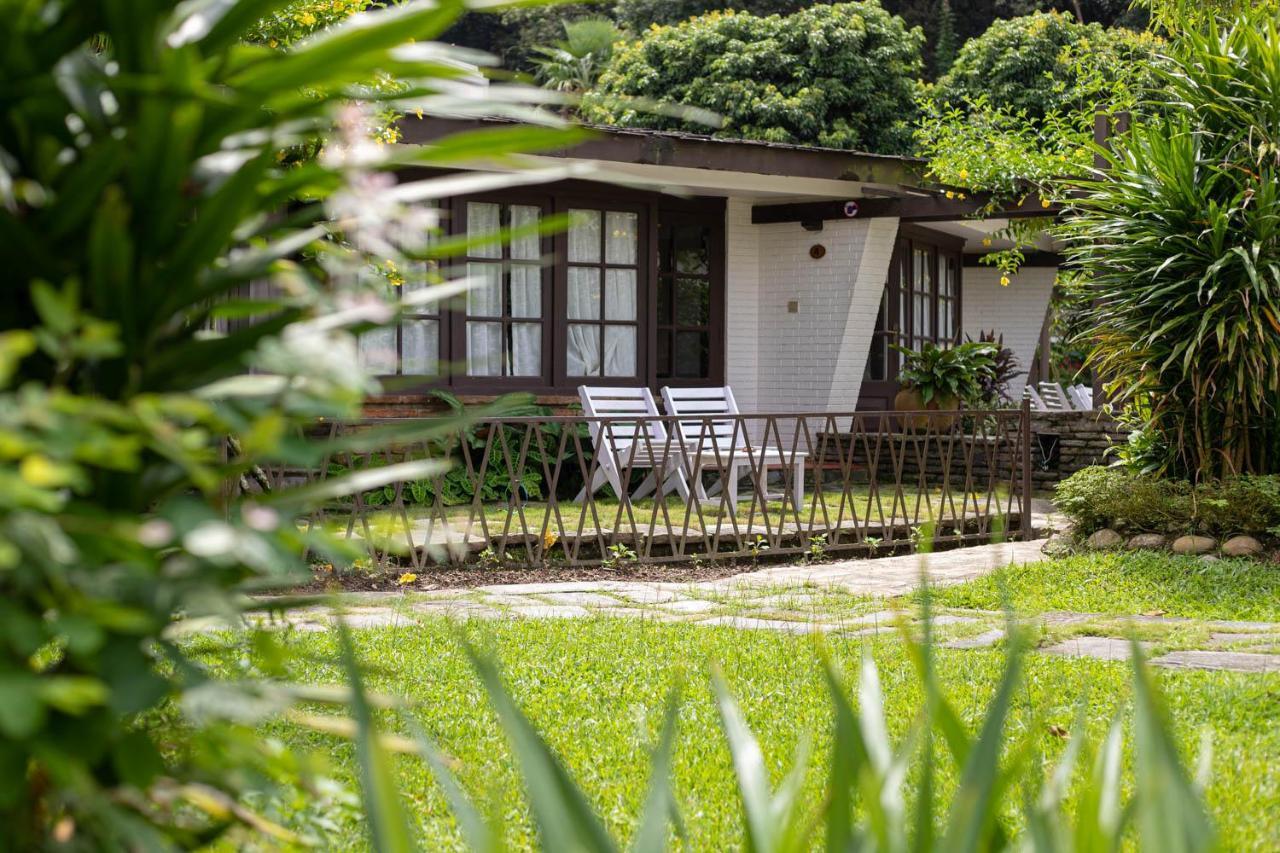 Fish Tail Lodge Похара Екстериор снимка