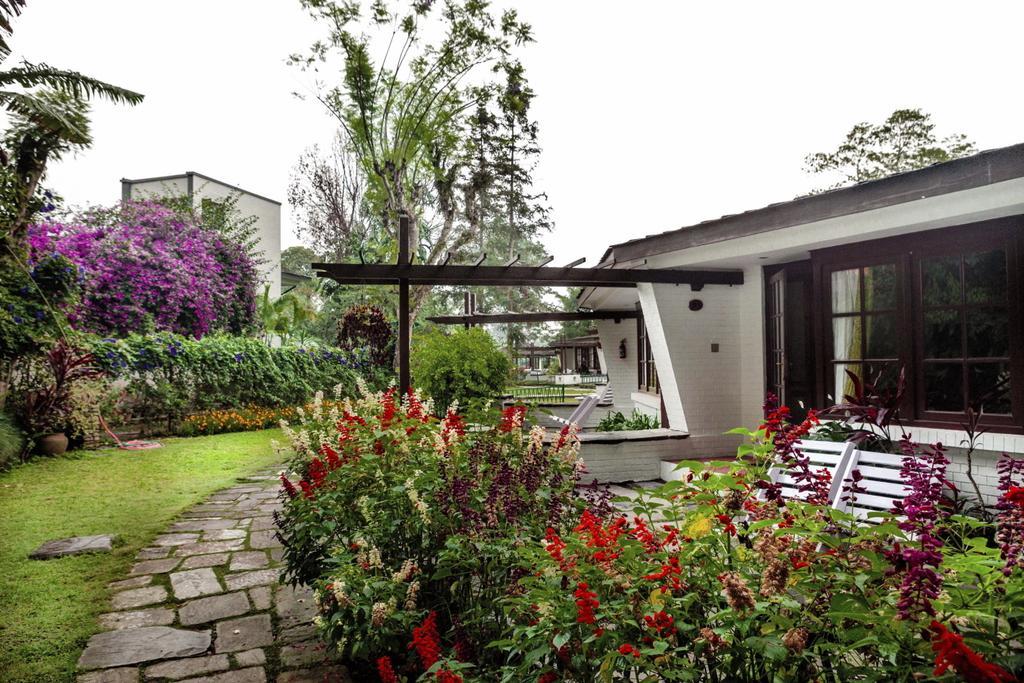 Fish Tail Lodge Похара Екстериор снимка